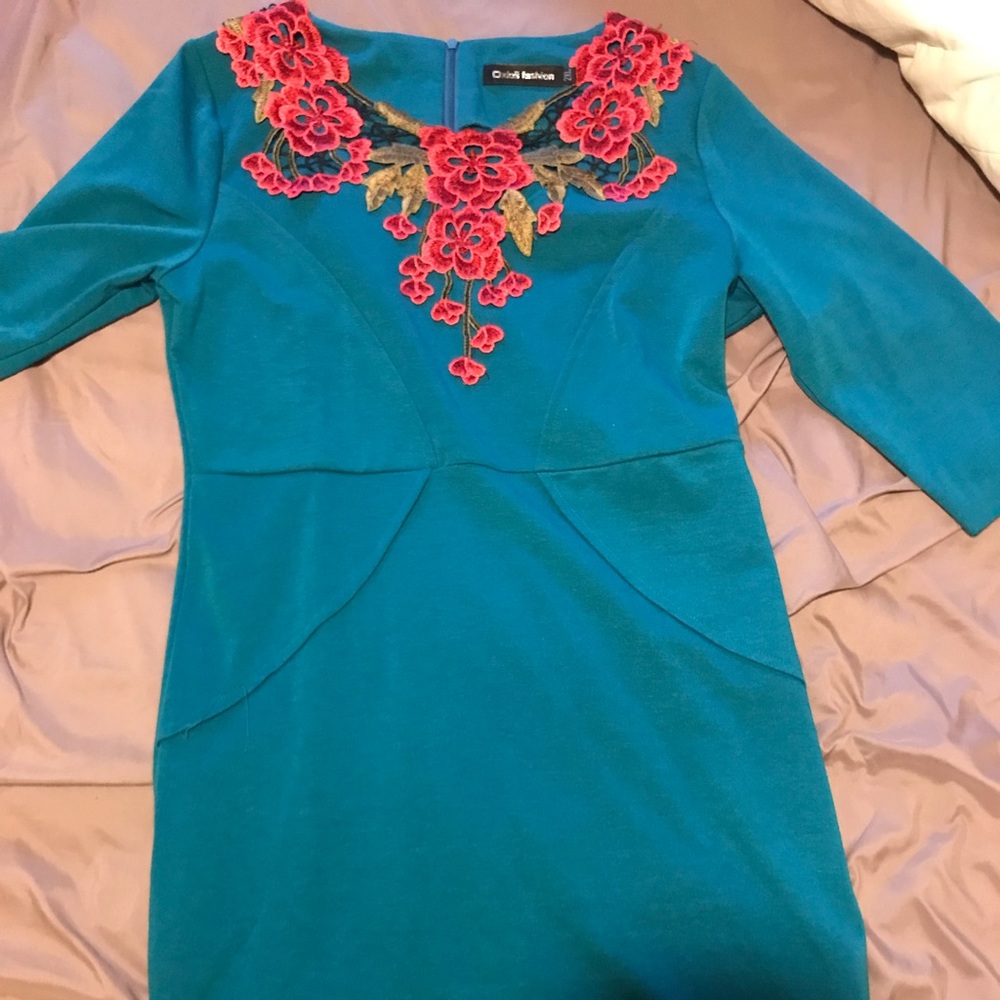 Flower embroidery dress